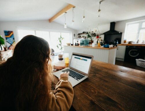 Indemnité télétravail : 129,48 euros par mois (et même plus)